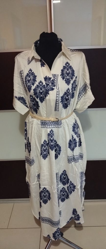 Elegancka sukienka narzutka w stylu boohoo