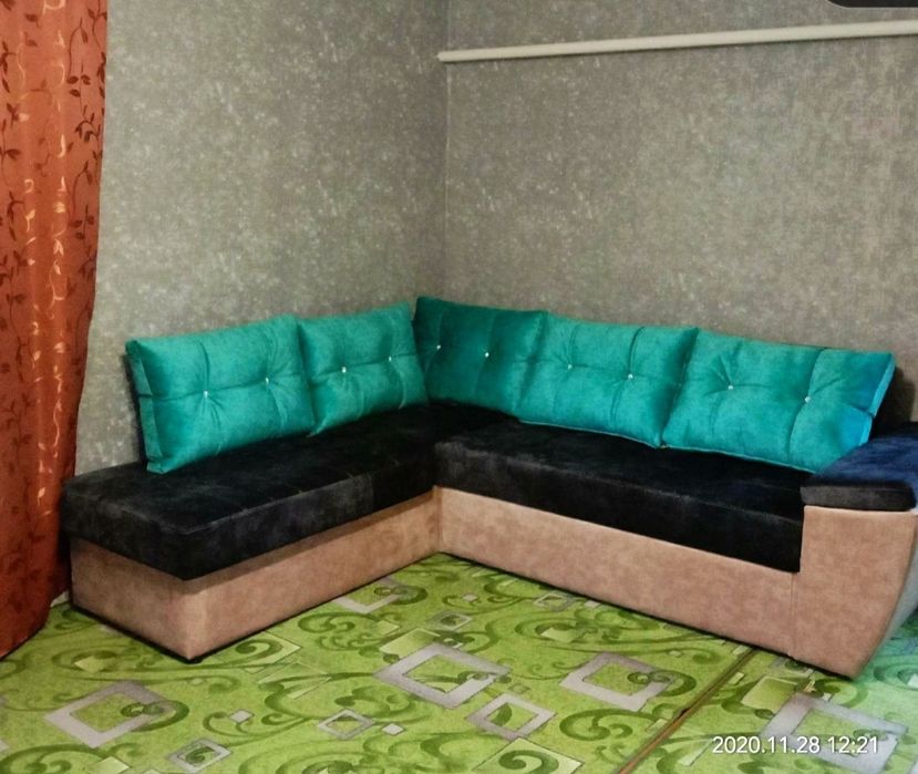 Ремонт і перетяжка м'яких меблів