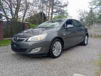 Opel Astra Opel Astra J 2010r. Pierwsza rej. 2011r. 130km.