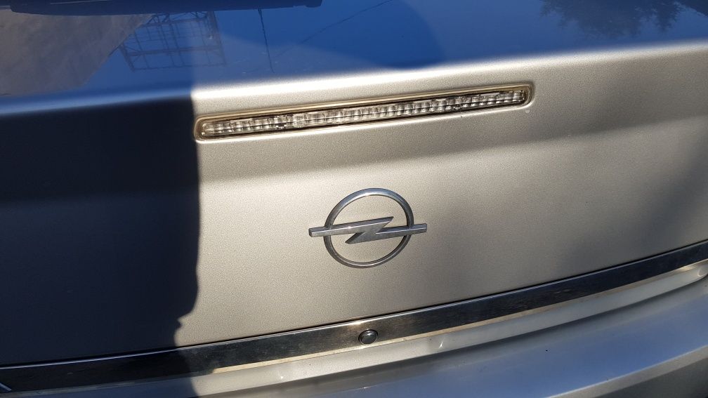 Trzecie światło lampa stop stopu białe jasne vectra c hatchback GTS