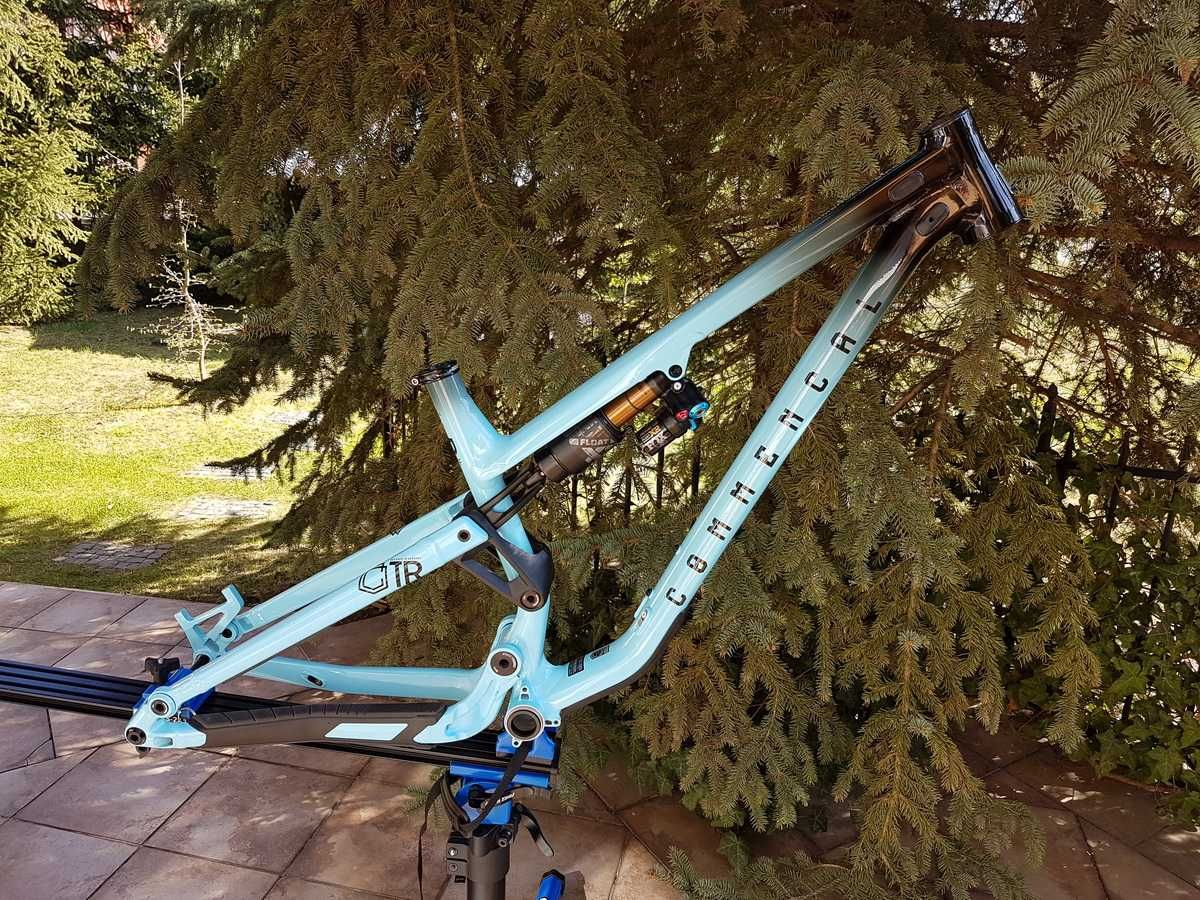 rama Commencal META TR V4, Staff Edition, rozmiar M
