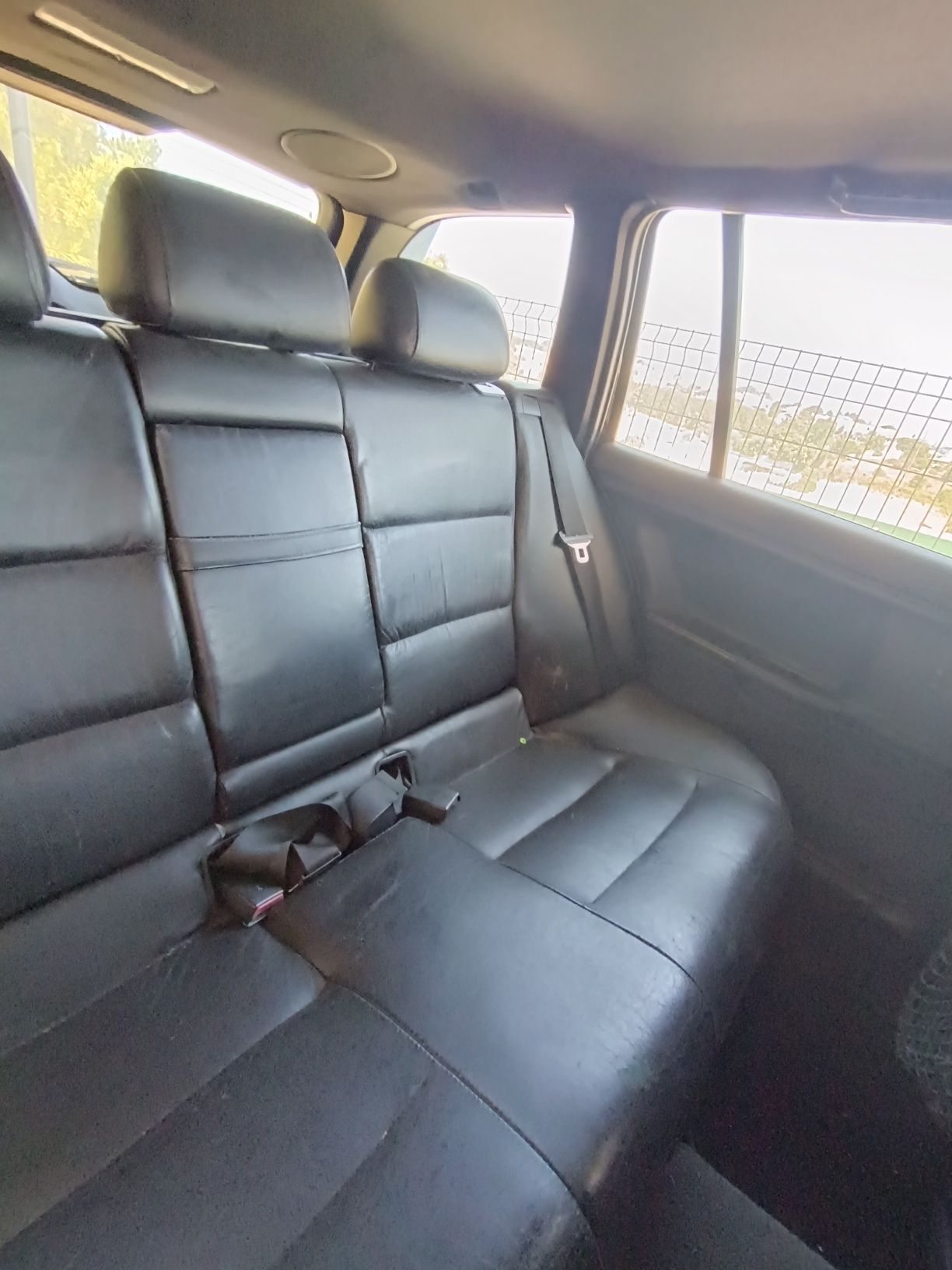 Bmw e36 318 tds touring pack M