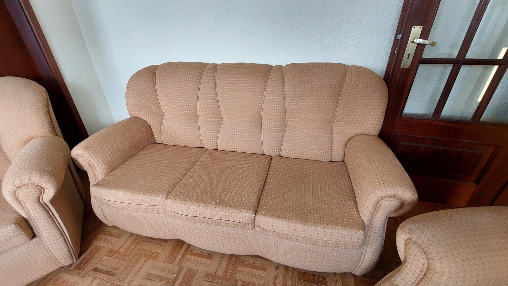 Sofá 3 lugares mais 2 individuais