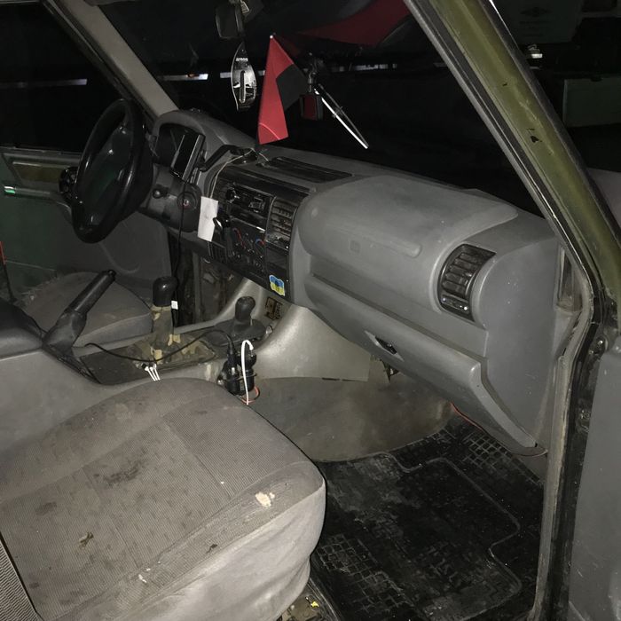 Ленд Ровер Діскавері