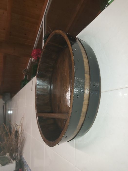 Tampo de barril  em madeira