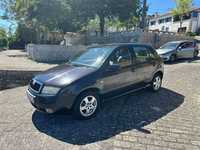 Skoda Fabia 1.4
Ano 2000
Km 157.00
Ac
Vidros elétricos 
Travas elétric