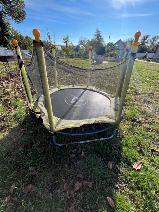 Батут Atleto -  батут діаметром 152см до 60кг