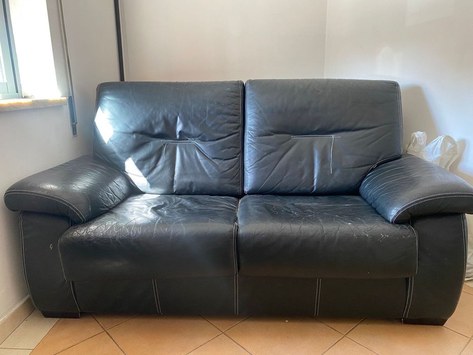 Sofa de pele preto