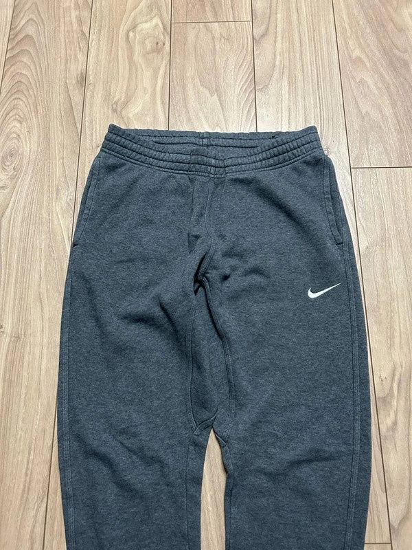Męskie spodnie dresowe Nike M
M·Dobry·Nike