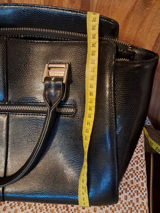 Torebka Kazar czarna lakierowana pojemna