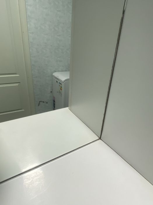 Комплект мебелі в ванну з раковиною