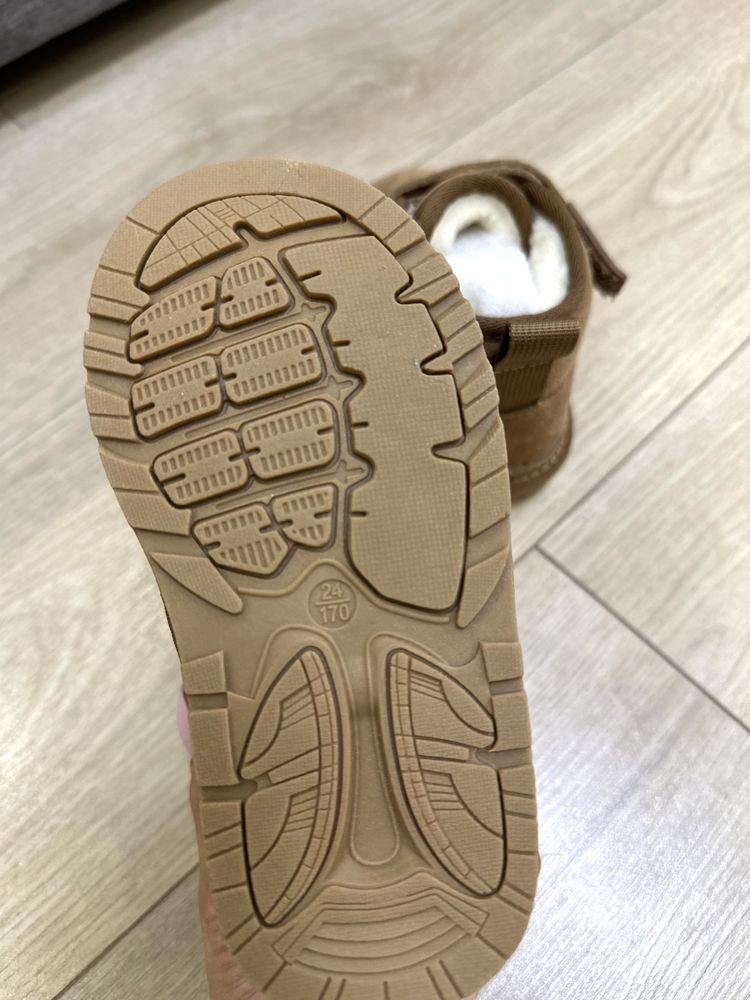 Дитячі уггі, дитячі черевики ugg