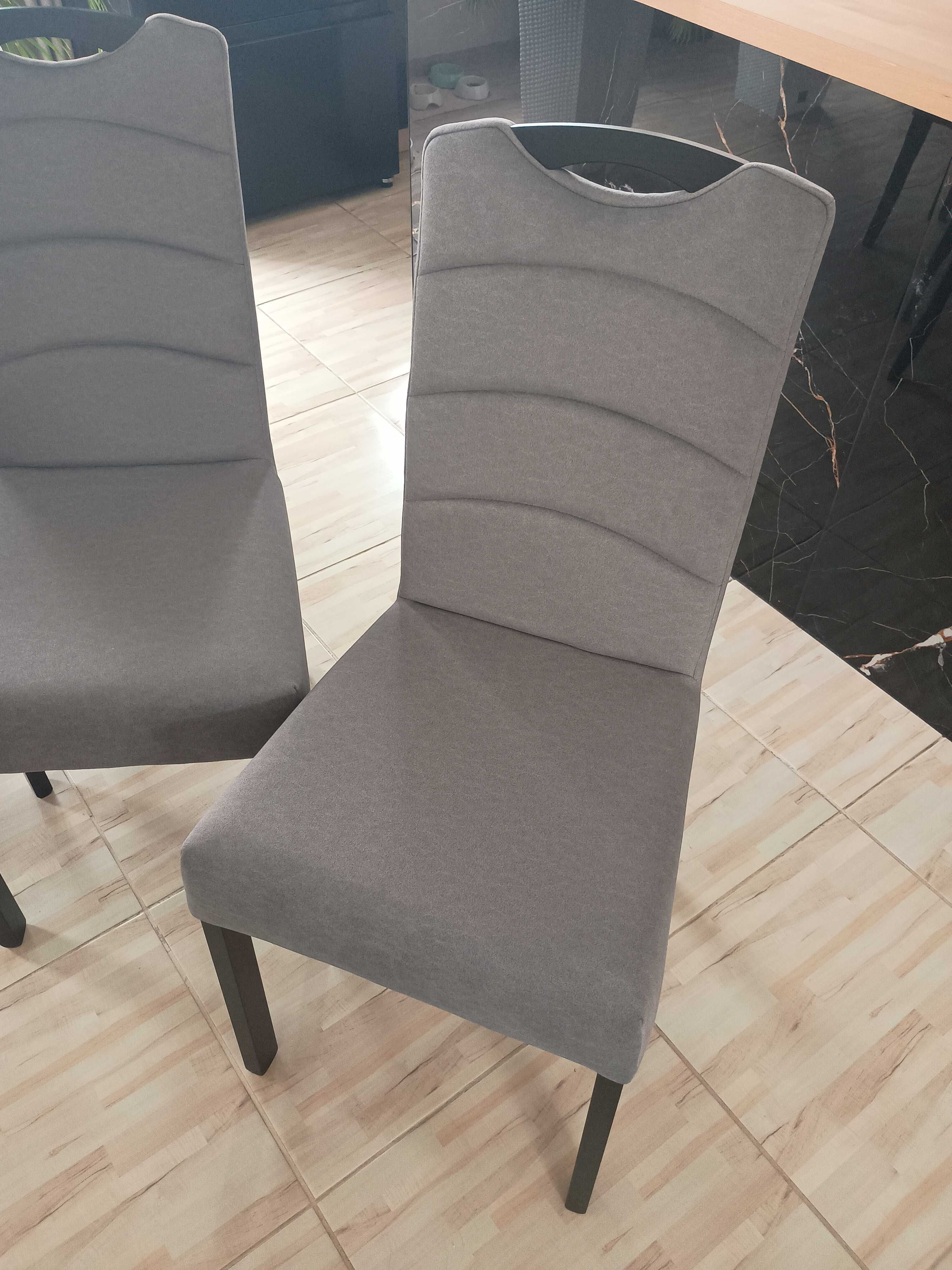 Sprzedam nowe krzesła
