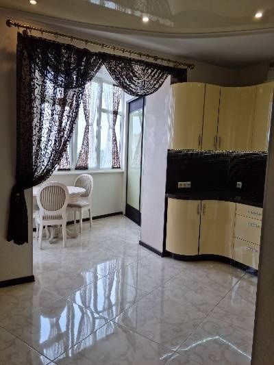 Оренда квартири поруч Дендропарку на Виставці