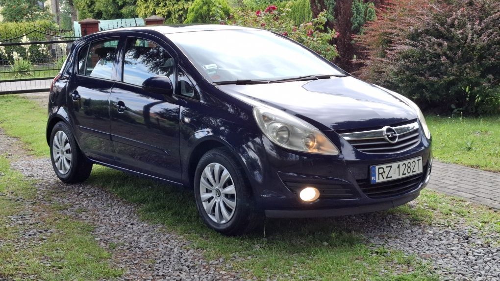Opel Corsa D 1.3 cdti , Zadbana
