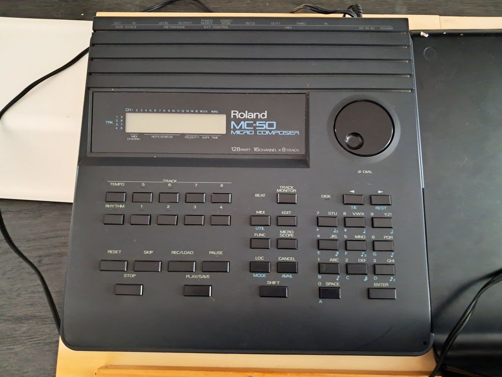 Roland MC-50 Micro Composer (1991 MIDI Sequencer)