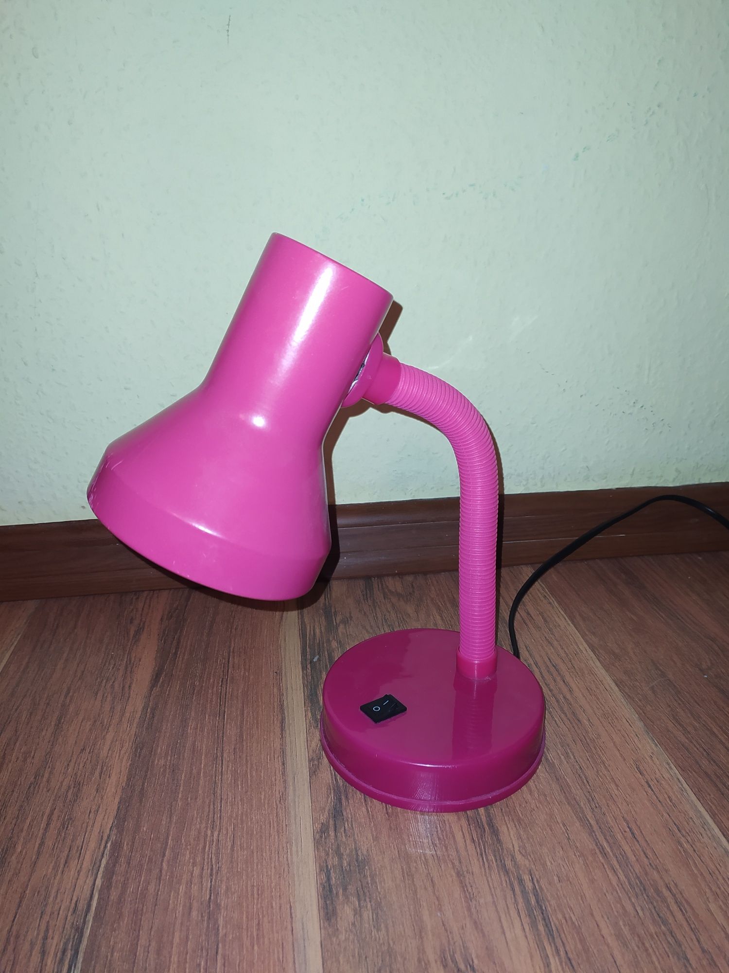 Lampka biurkowa nocna różowa E14 Ikea kabel