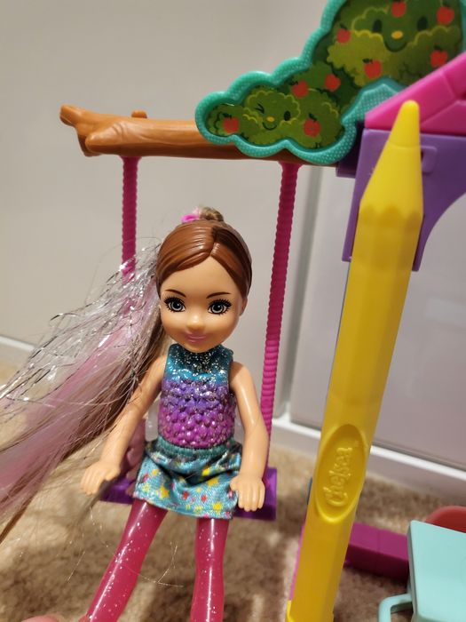 Barbie Барбі школа