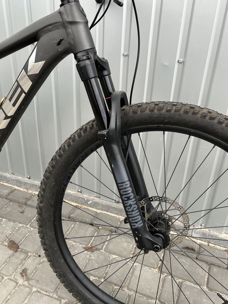 Велосипед двопідвіс Trek Top Fuel 7 M/L rockshox 120mm Shimano xt