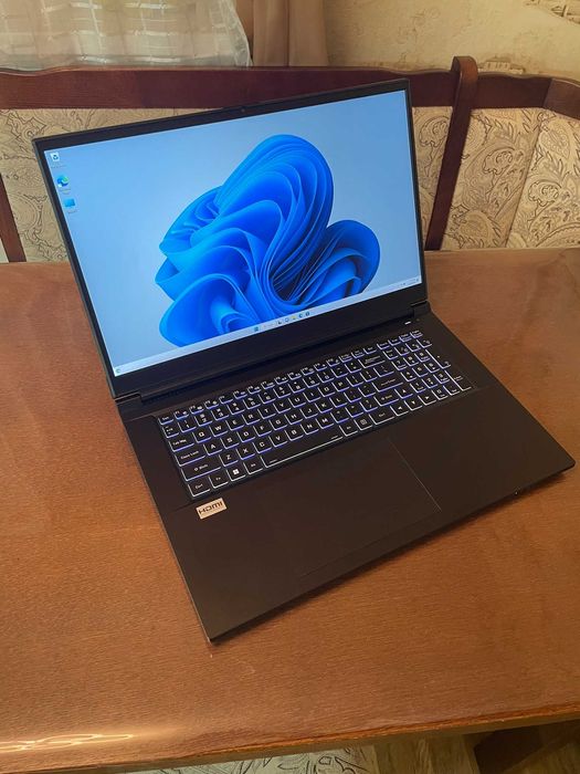 Ноутбук 17" FHD Clevo PC70DF1 (i7-10870H/32Gb/SSD 512/RTX2070)