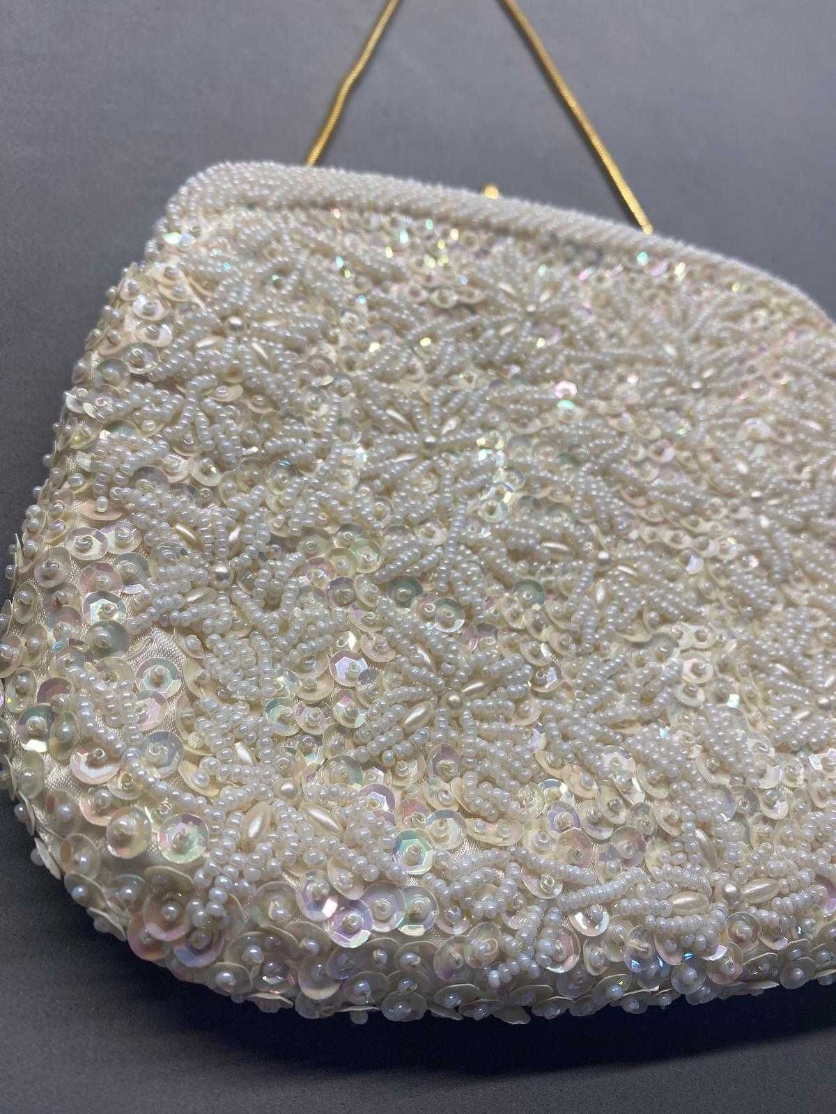 Mala Clutch Vintage Feita à Mão – Artesanato de Macau, Década de 1960