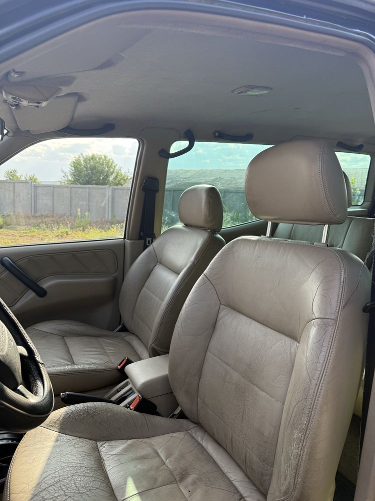 Nissan Terrano 2 2.7 дізель на автоматі