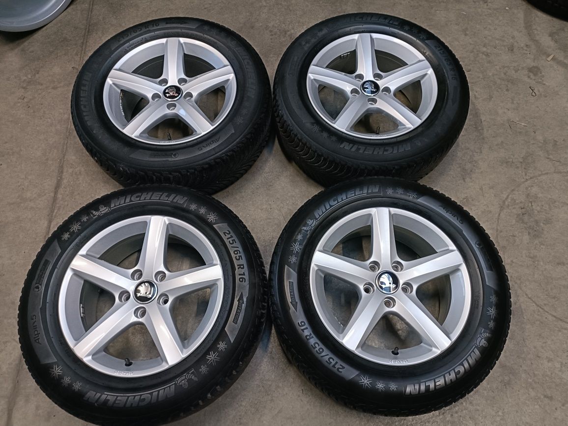 Koła zimowe Alufelgi Skoda 16 cali 5x112 Yeti Karoq Enyaq Superb