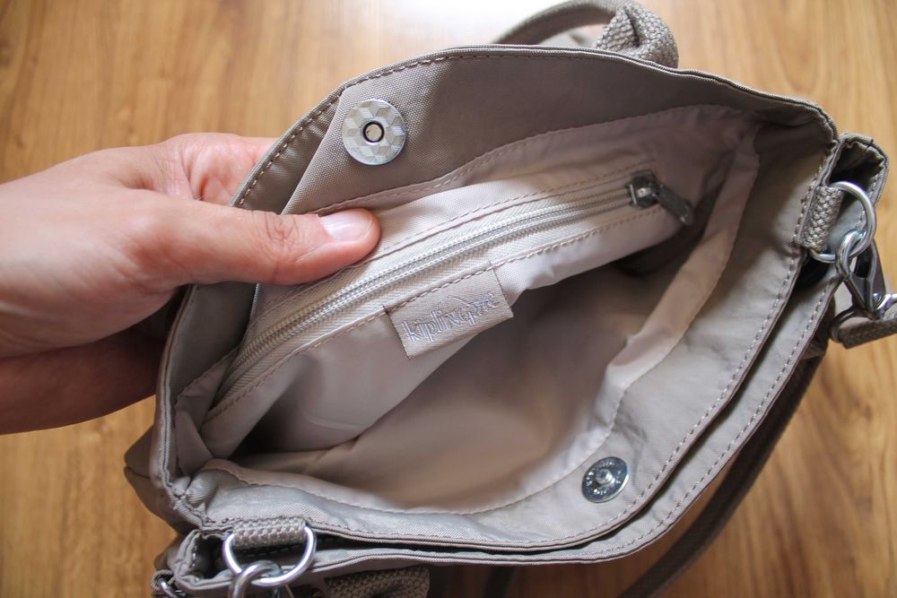 сумка сумочка среднего размера kipling