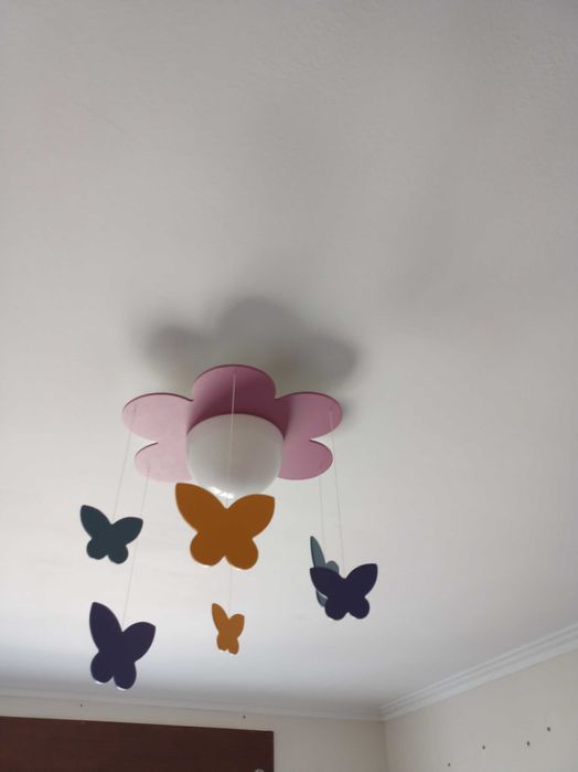 Candeeiro de teto infantil