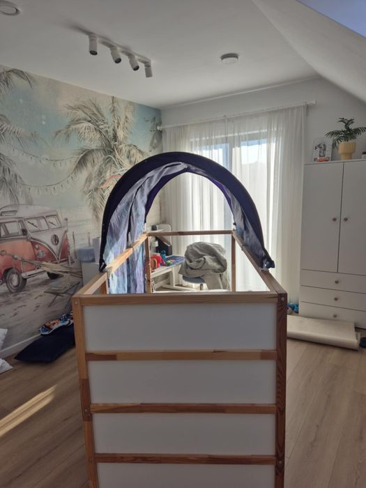 Łóżko Kura 90x200 baldachim, materac i organizer