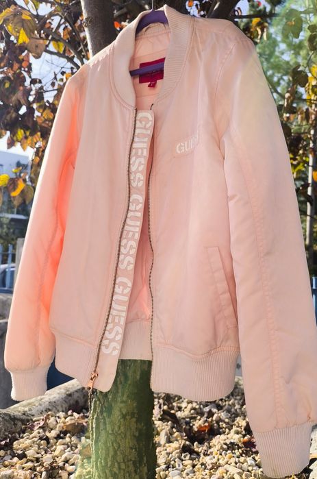 Casaco Guess rosa claro