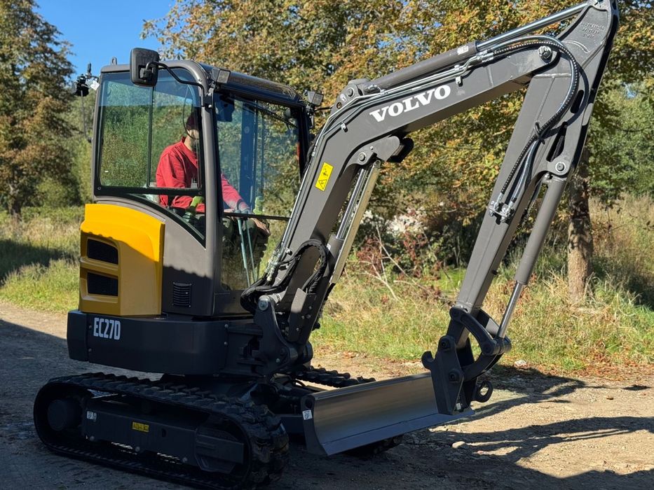 Volvo ec27D новий тільки 2 мотогодини