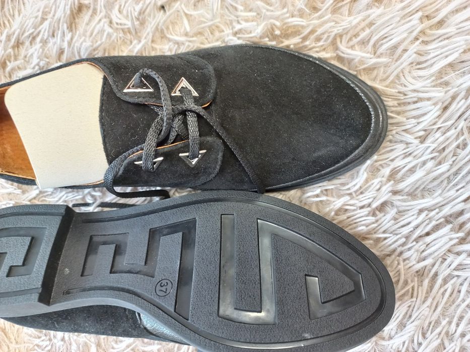 Туфли ,кросовки натуральная кожа