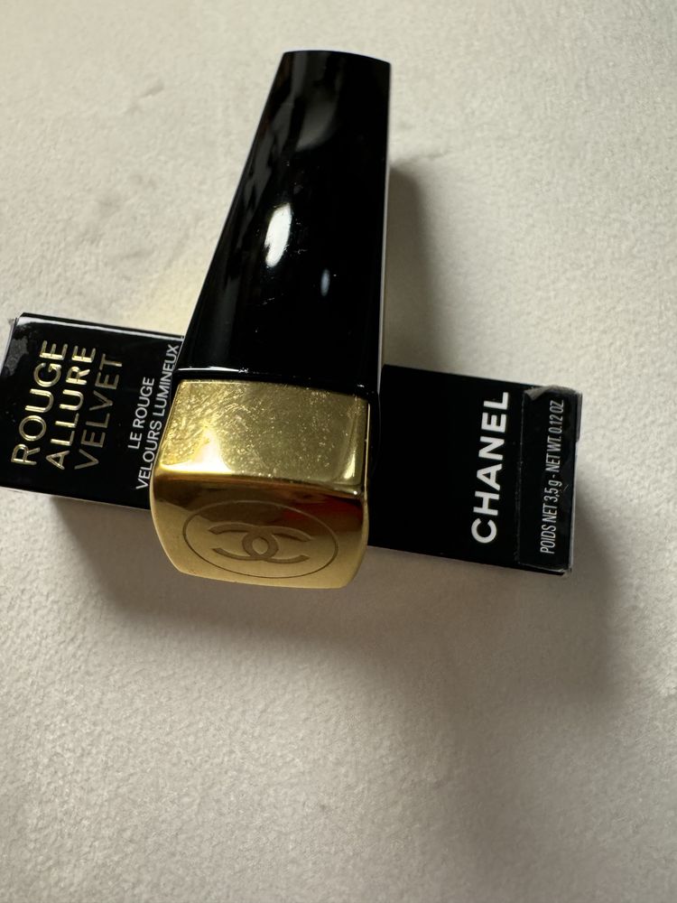 Batom chanel rosa choque novo
