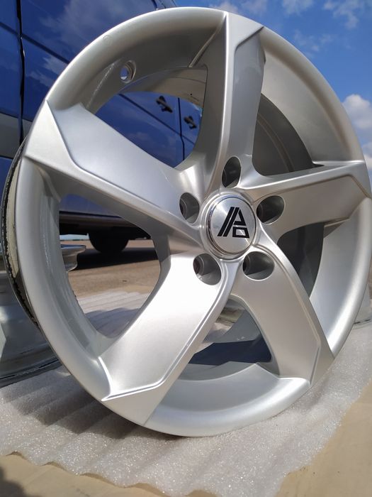 Диски Renault Megane Scenic Nissan Leaf Qashqai Toyota Suzuki 16(5*114