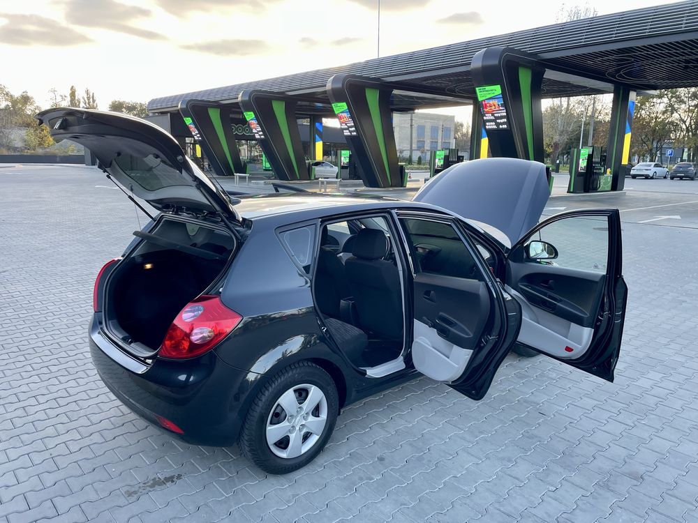 Продам Kia cee’d
