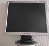 Monitor varinha mágica castiçal
