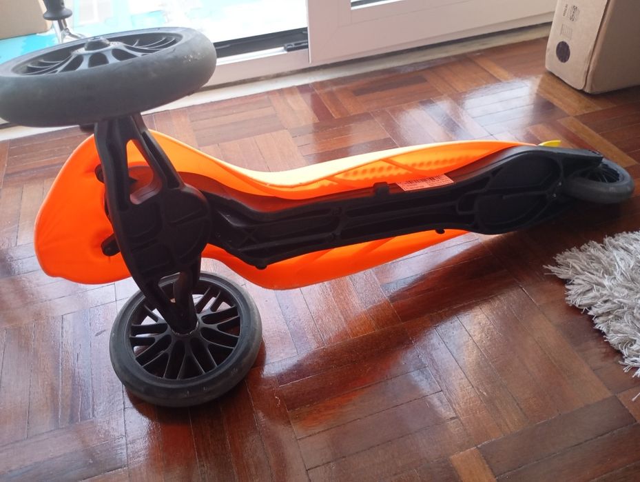 Vendo trotinete marca oxelo ( Decathlon) para criança