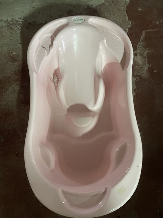Banheira bebe rosa