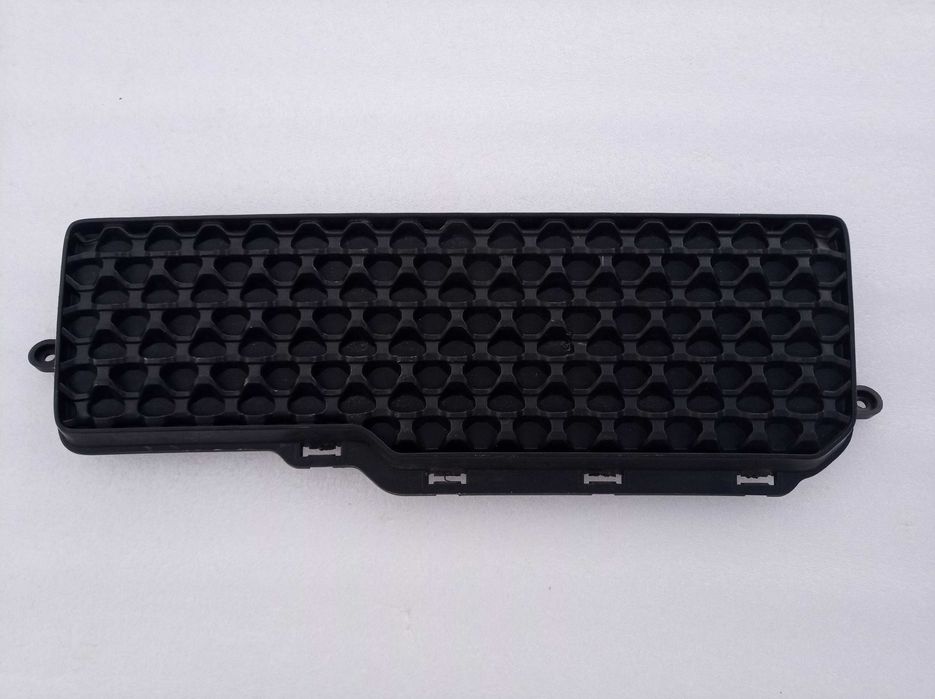 68366014AA Original решітка бампера заднього jeep cherokee 2019-