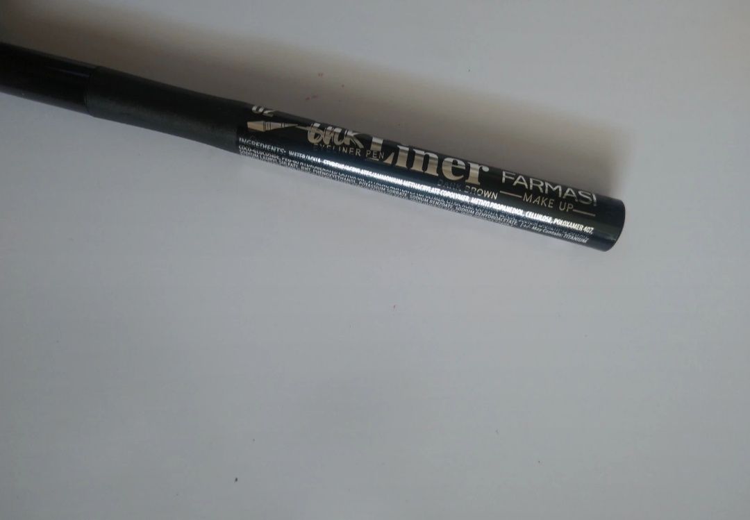 Farmasi Eyeliner w pisaku Ink liner 02 brązowy