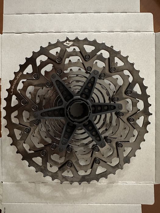 Cassete Shimano CUES LG700 LinkGlide