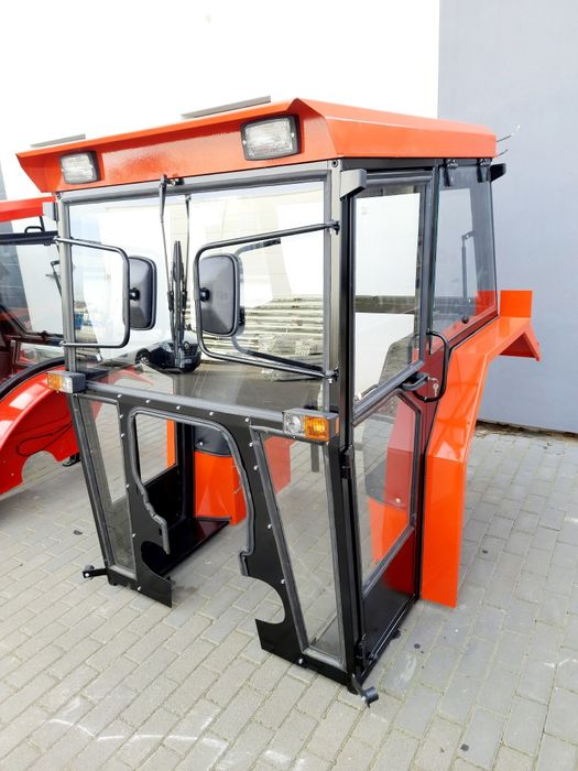 Kabina kabiny ciagnikowe c330 c360 mf t25 bizon