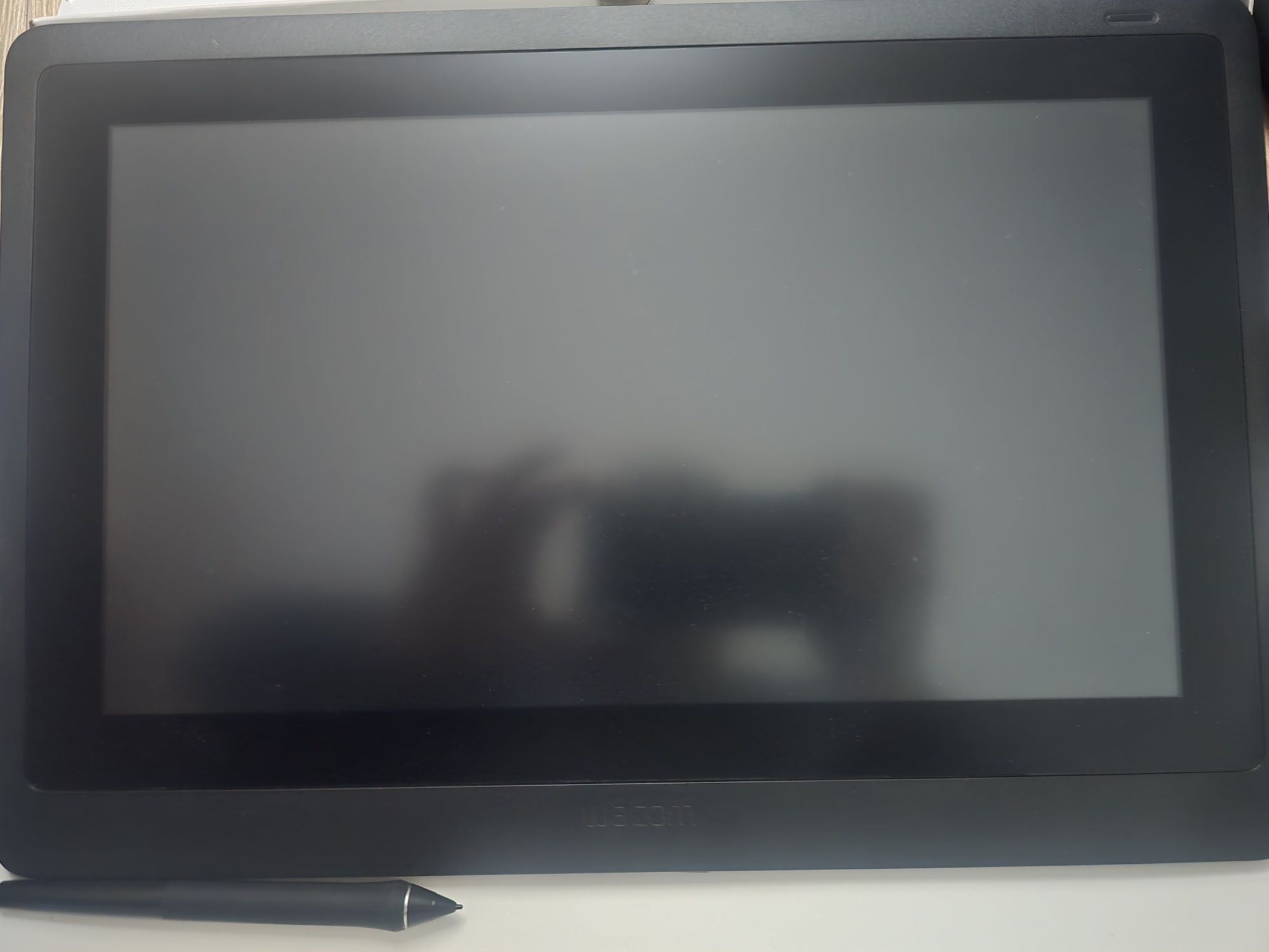 WACOM Cintiq 16 / DTK-1660/K0-BX