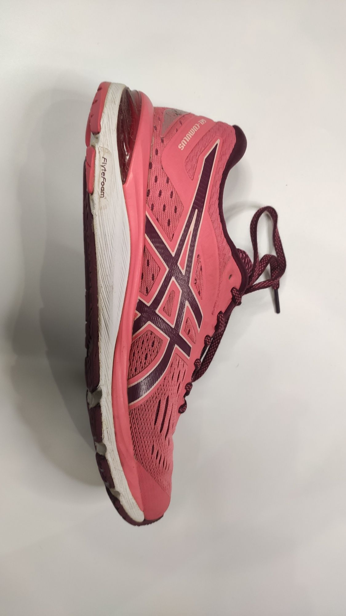 Оригінальні кросівки ASICS gel-cumulus 20, 40 розмір