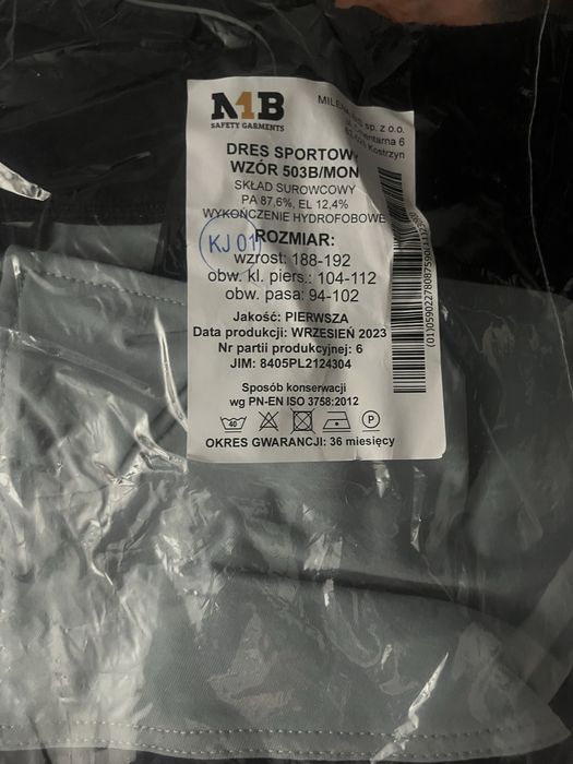 Dres sportowy 503B