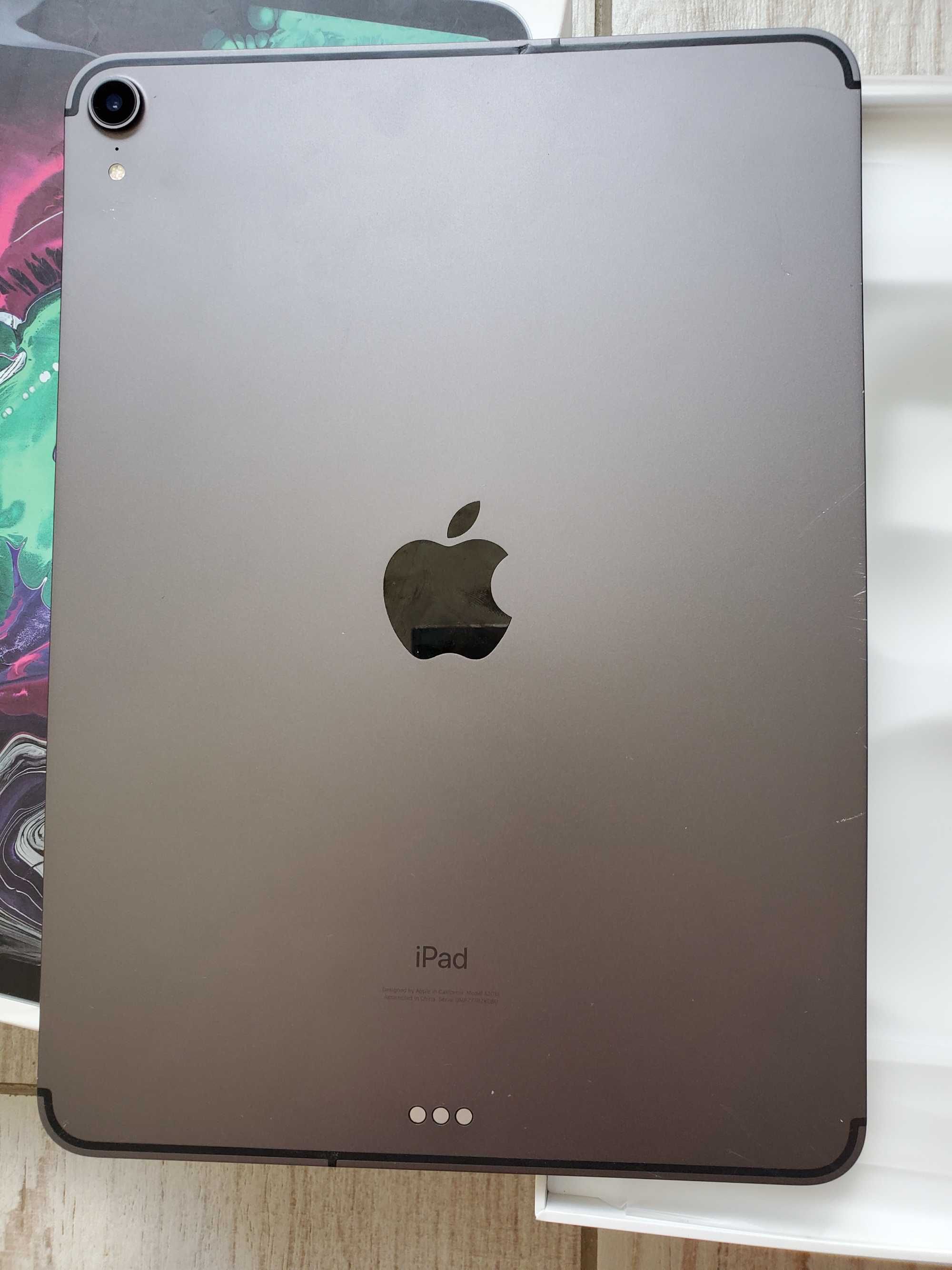 Apple iPad Pro 11″ 64GB WiFi + Cellular Space Gray MU0T2LL/A