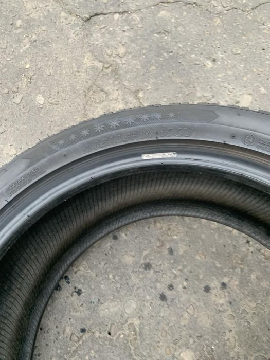 Шини 245/45 R18 Lassa зима 2021 рік 7 мм