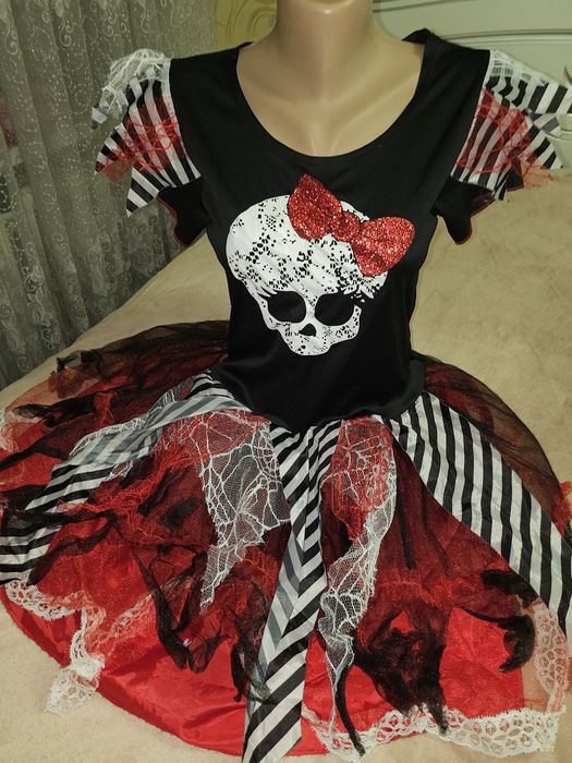 Платье на хеллоуин 15-16 лет.