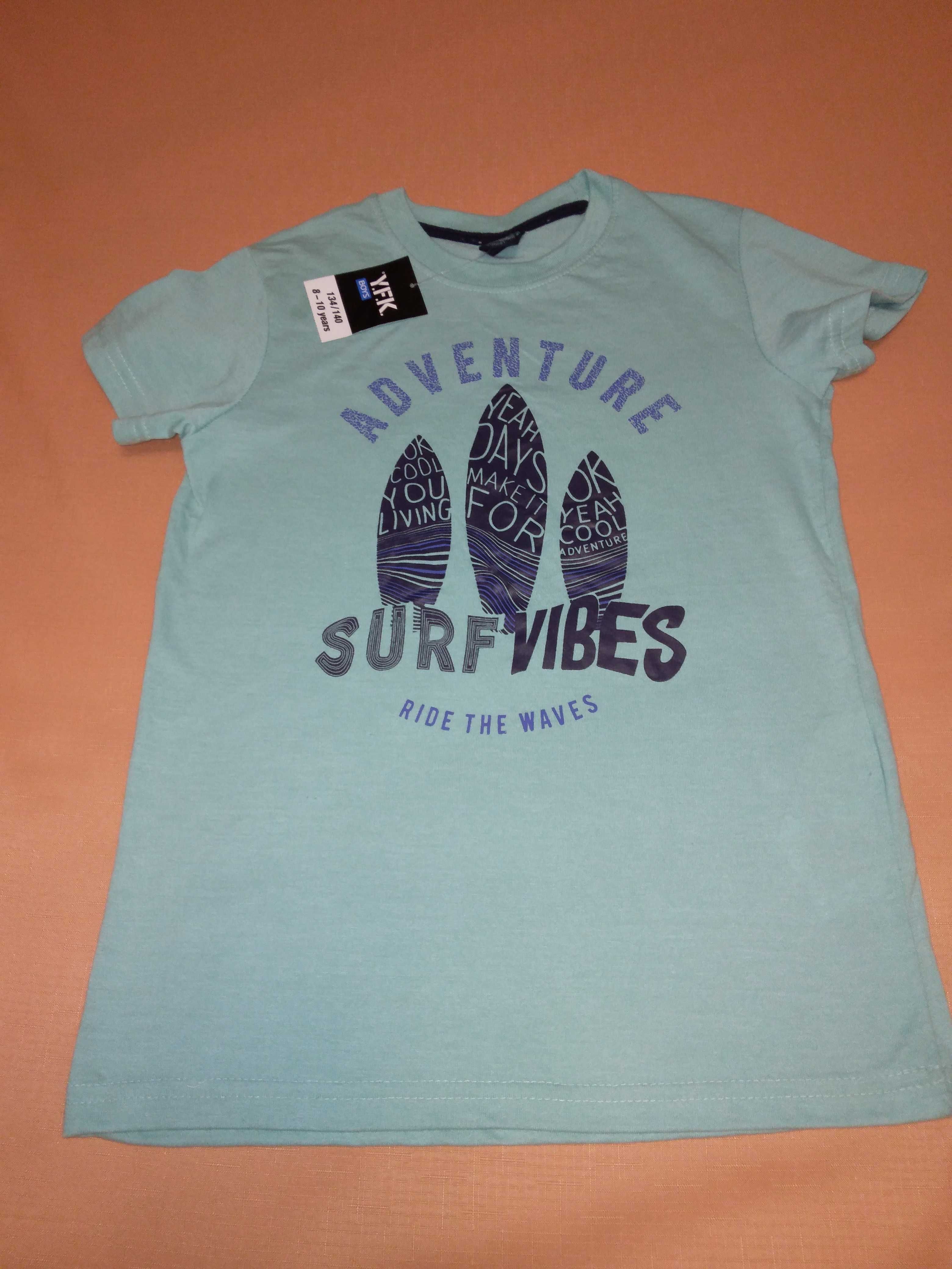 Koszulka Supreme, Reserved i NOWA YFK  134 - 140 , T-shirty